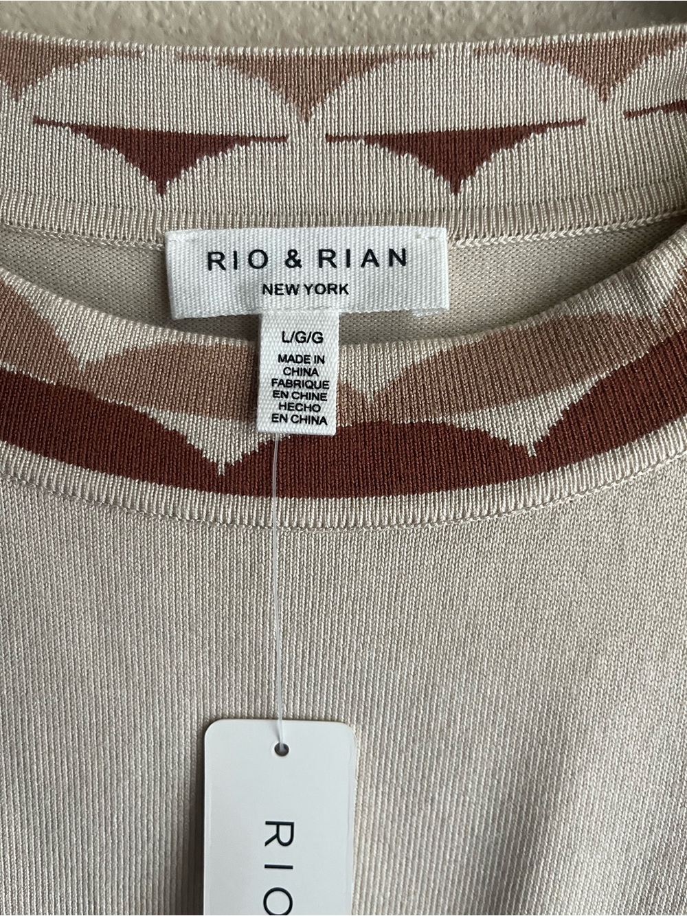 Rio & Rian Cream Knit Sweatshirt with Printed Puff Sleeves - Picture 2 of 5